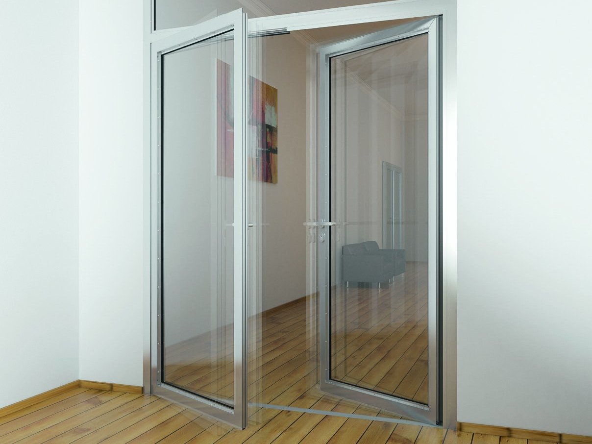 Zweiflügelige verglaste Rauchschutztür aus Aluminium mit Oberlicht in einem Flur
