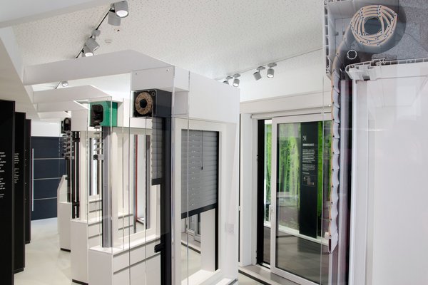 Rollladenvielfalt in der TMP Fensterausstellung